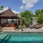 Sang Ayu Entire 2 Bedr Villa -- Huge Pool -- 5 Min Central Ubud
