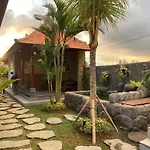 Kaki Uma Villa