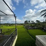 Puri Taksu Guest House