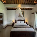 Puri Taksu Guest House