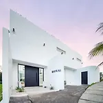 Villa Mayani
