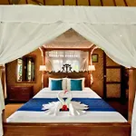 Isvara 1 Bedroom Junior Suite Zn235