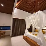 The Alus Villa