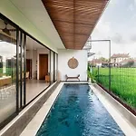Mahagangga Villa