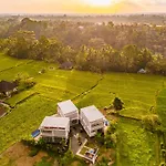 Maple Ridge Ubud Villas