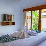 D\'Loji Villa