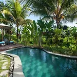 Santris Villas By Pramana Villas