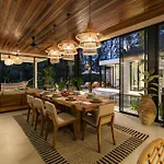 Villa Penelope By Balisuperhost