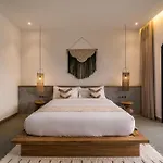 Villa Dallas By Balisuperhost