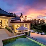 Yudhistira 5 Bedroom Green View Villa Cyn