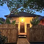 Ayye Bungalows