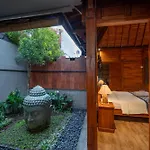 Pertiwi Uma Sari