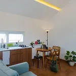 Casa Orange, Lod Tunduh