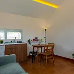 Casa Orange, Lod Tunduh