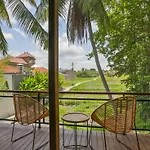 Secluded Jungle Getaway