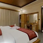 Monique Ubud Villa