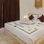 Donut Guest House