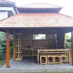 Rumah Lumbung Casa De Brillo