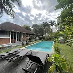 Taman Lituhayu Cottages