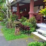 Sari Natah Guest House