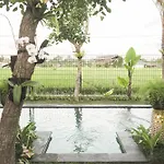 Villa Puri Kembar