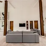 Four Bedroom Luxury Villa Laya