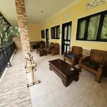 Classic House By Green View