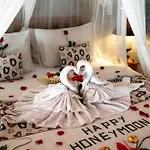The Sender Pool Suites