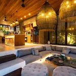 Villa Aruna By Balisuperhost