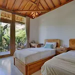 Villa Madura - New 3 Bedroom Villa W/ Rice Paddy View