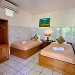 Sari Bungalows