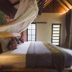 Pukakoo Villas And Suite By Supala