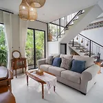 Puri Kembang Ayu Private Villa