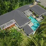 Villa Kiena, Impressive 6Br Ubud Villa - Gym, Spa, Massive Pool!