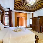 Reddoorz At Garden Suly Villa Peliatan Ubud