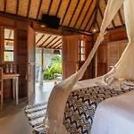 Kayu Senses - Private Villas Around Endless Ricefield