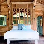 Tresna Bali Luxury Cabins Ubud