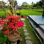 Insenja Ubud Villa & Resto