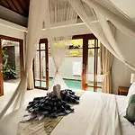 Villa Sukra