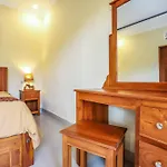 2Bdr Villa Verona