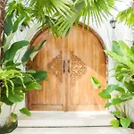 Romantic Serenity Villa In Ubud