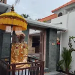 Villa Tenang