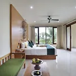 Belvilla Serene Hideaway Resort Monkey Forest