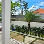 Vero Selaras - Villa Ubud Made Heng
