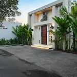 Villa Zenitude By Balisuperhost