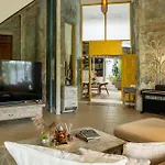 Artist Villa Ubud - Luxury 3Bdr Private Pool