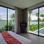Bellis Villa