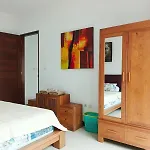 Malathi Quite House With Jungle View