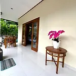 Dodit House