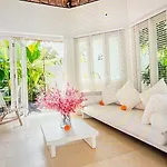 Flower Moon Villa Lovely Hideaway In Heart Of Ubud